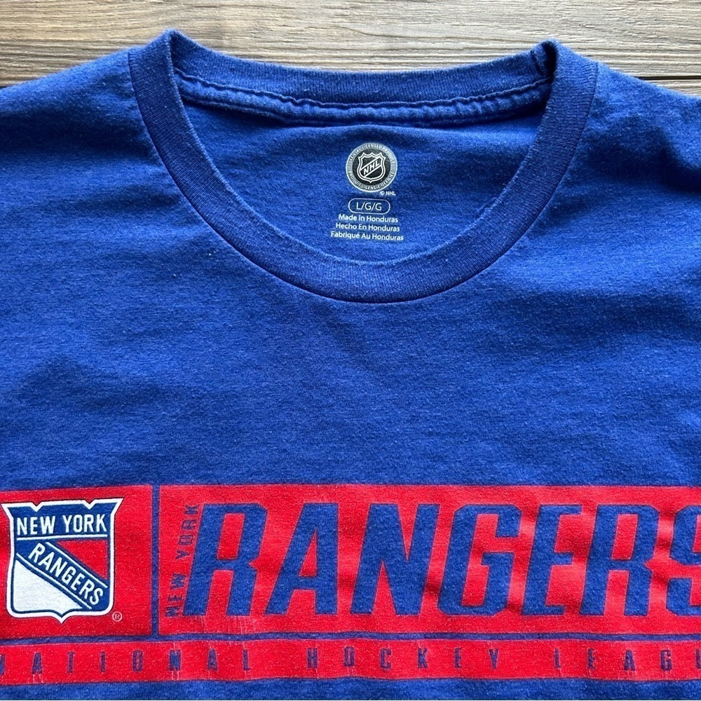 NHL | New York Rangers Retro T-Shirt in Blue and Red (Large) - Picture 6 of 7